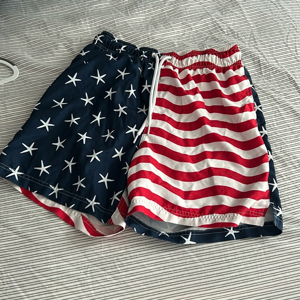 Medium swim trunks